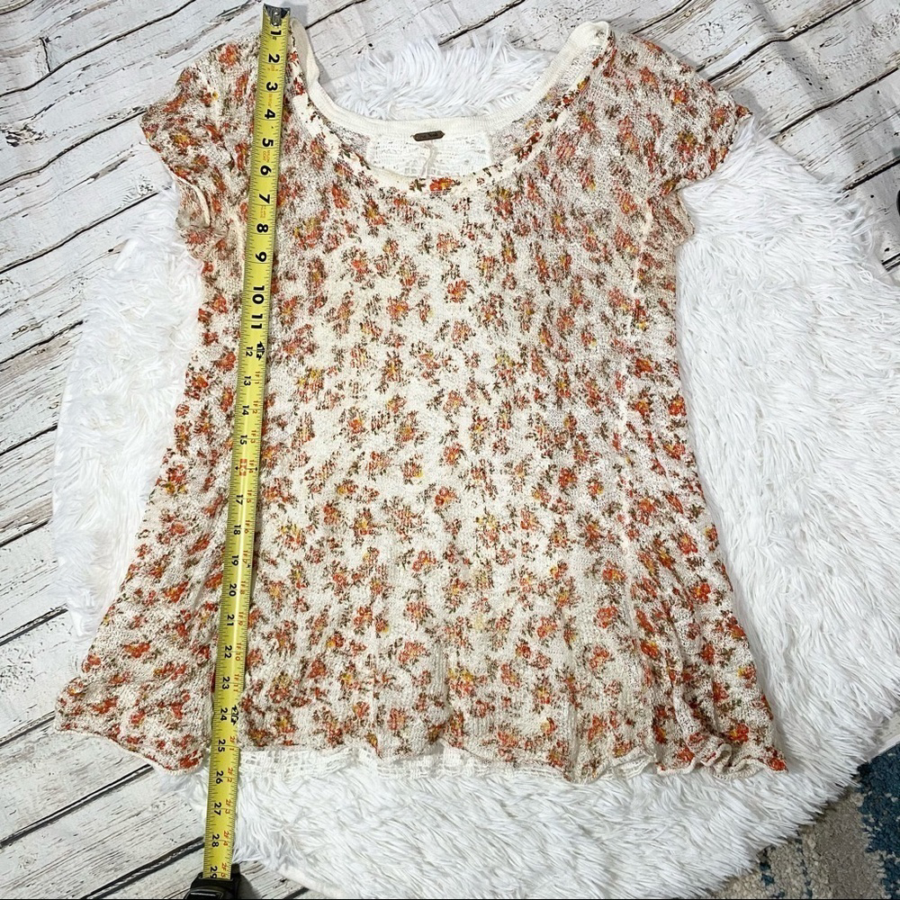 FREE People short sleeve knit top crochet sheer back top tunic size xs - Picture 7 of 8